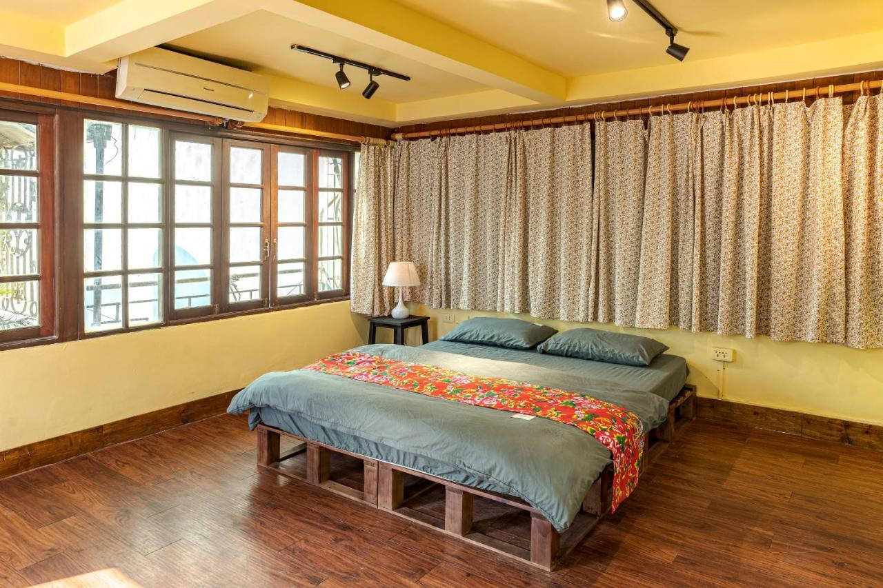 Hanoi Retro 80S Homestay Екстер'єр фото