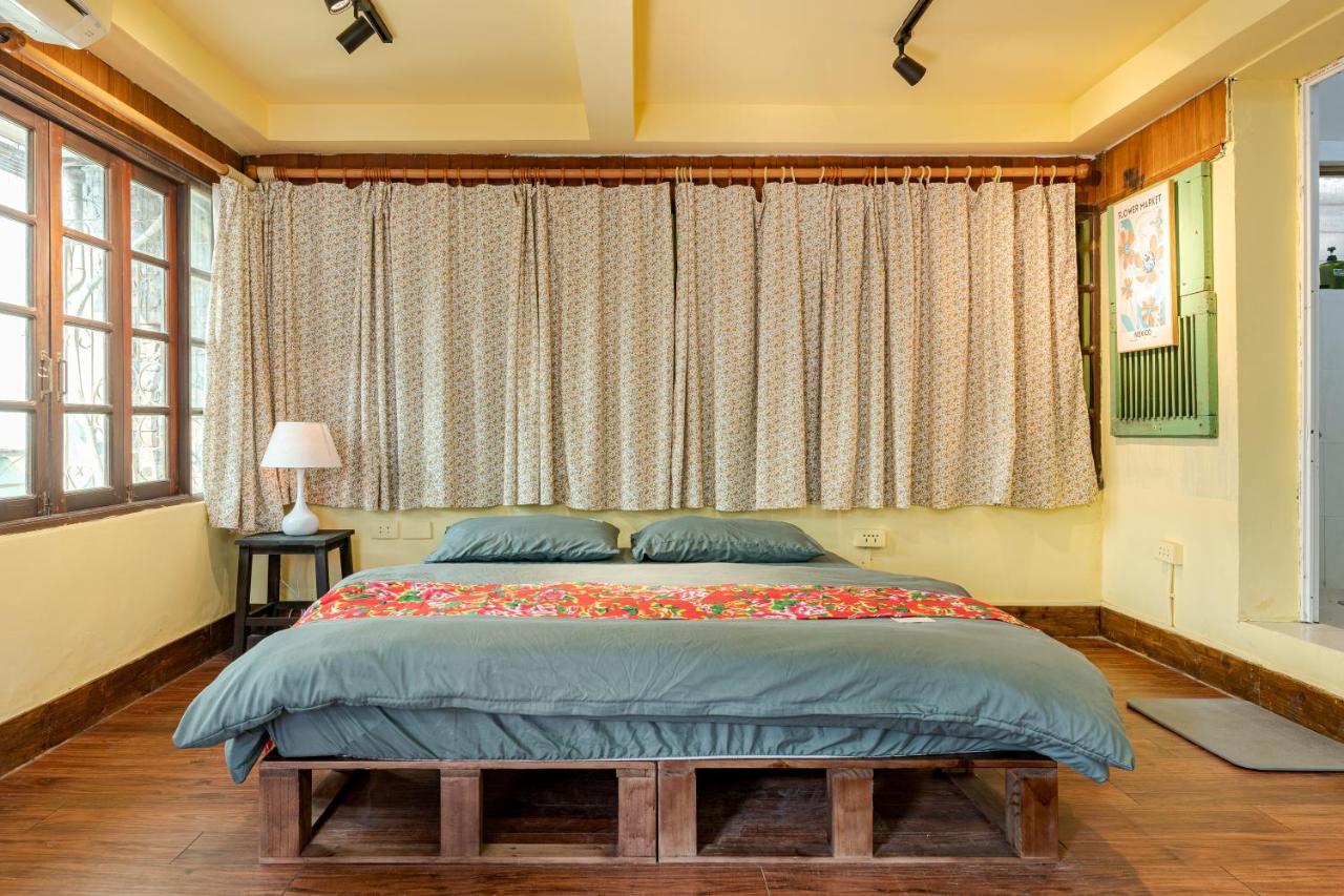 Hanoi Retro 80S Homestay Екстер'єр фото