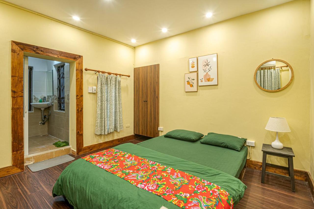 Hanoi Retro 80S Homestay Екстер'єр фото